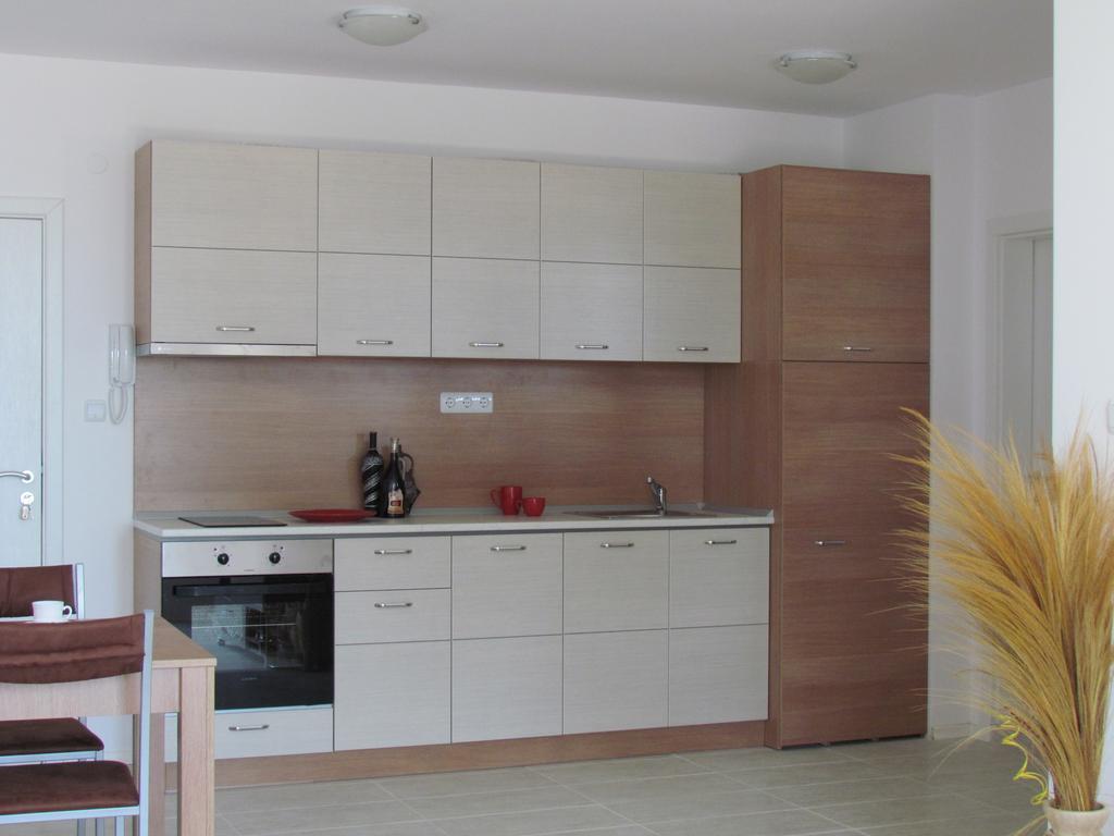 Ganozliev'S Apartments In Kavatsi Area Sosopol Zimmer foto